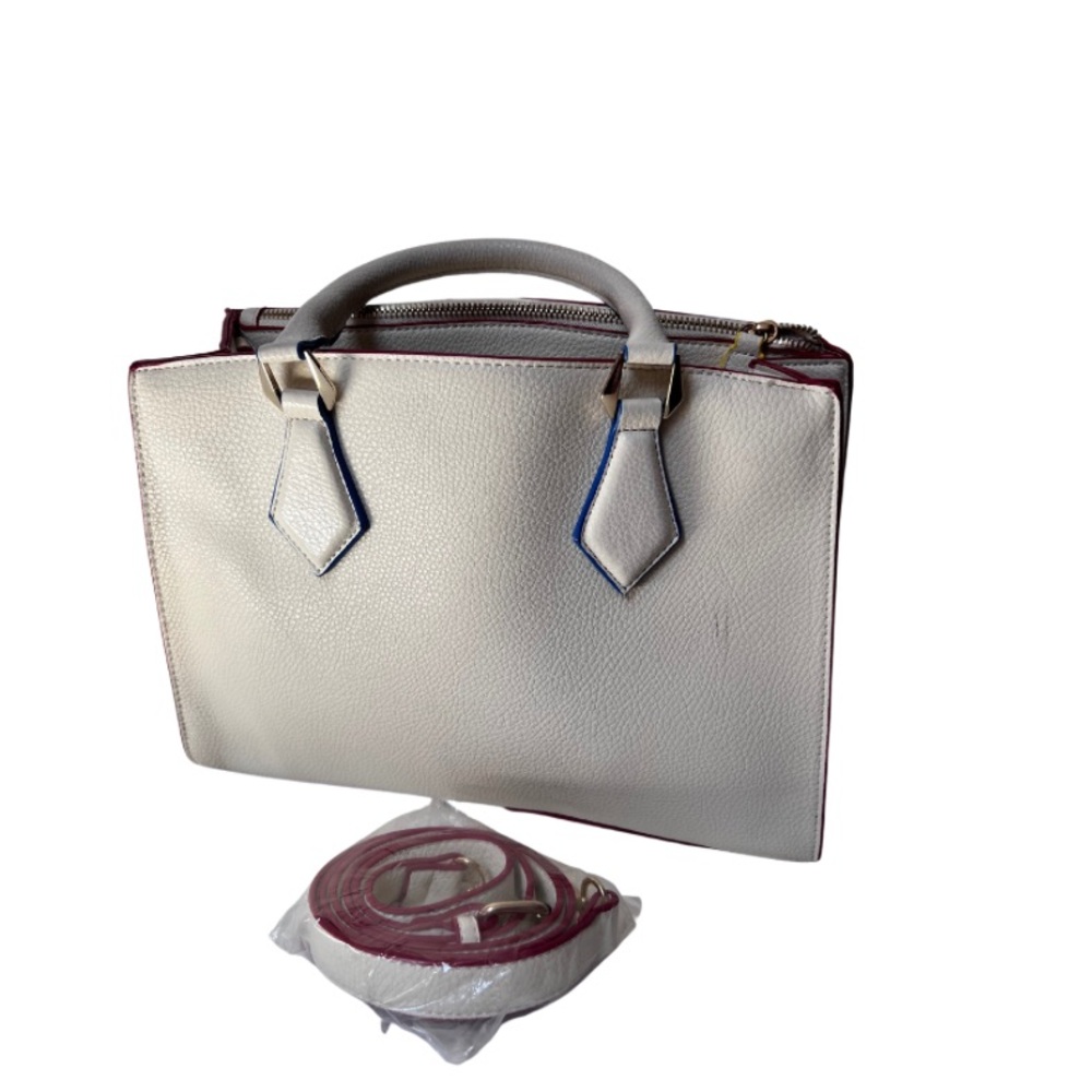 Vintage Charming Charlie whipped cream white handbag with shoulder strap